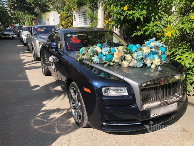 Dàn siêu xe trong đám cưới Phan Thành. Ảnh: Vietnamnet.
