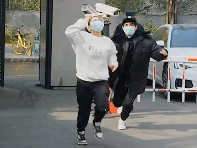 Video Clip Cười - Mỗi buổi sáng đi làm là một... "cuộc đua"