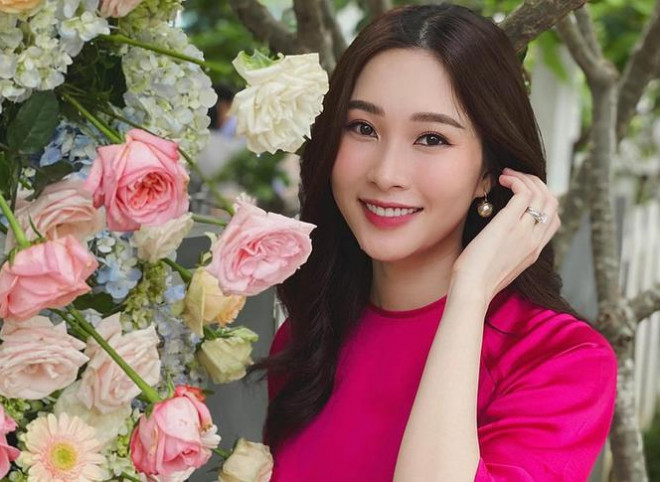 Hoa hậu Việt Nam duy nhất được người hâm mộ gọi là &#39;thần tiên tỷ tỷ&#39; - 1