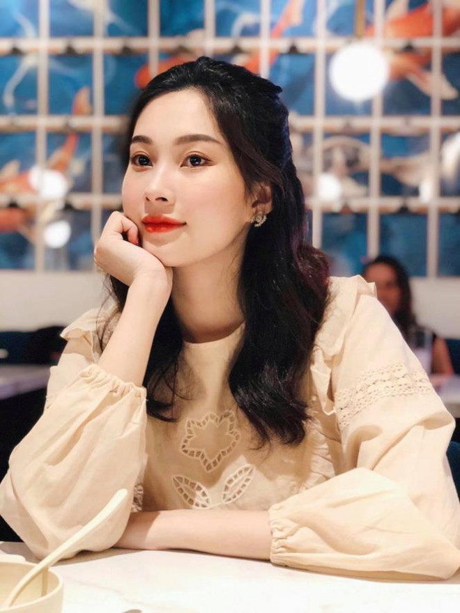 Hoa hậu Việt Nam duy nhất được người hâm mộ gọi là &#39;thần tiên tỷ tỷ&#39; - 2