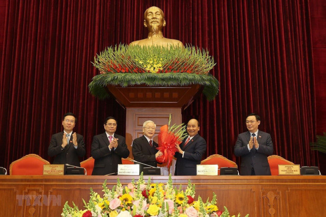 Ông Nguyễn Phú Trọng tái đắc cử Tổng Bí thư - 1