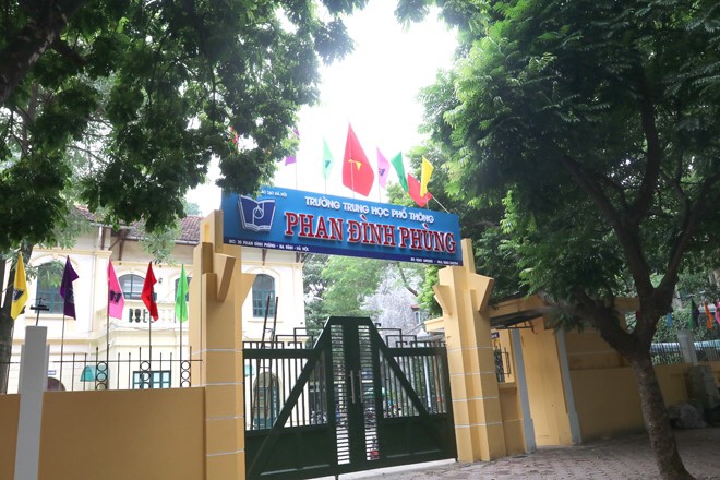 Học sinh F1 đã âm tính, trường THPT Phan Đình Phùng, Hà Nội ra thông báo mới - 1