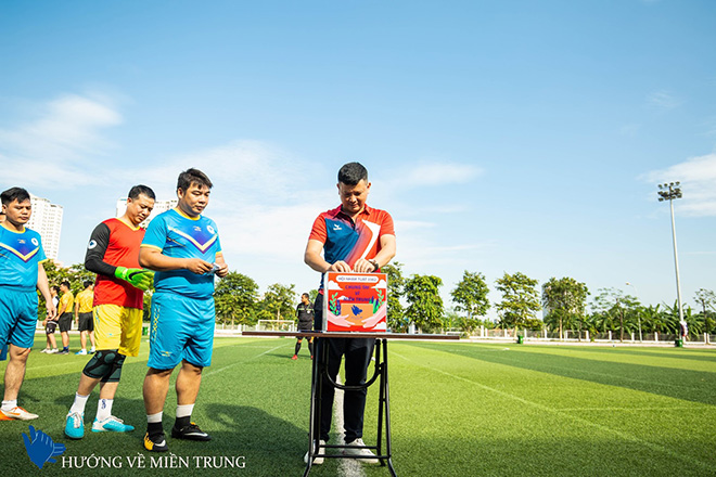 Doanh nhân Hà Huy Thành tích cực tham gia các hoạt động từ thiện.