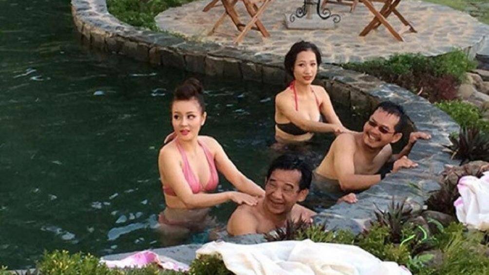 Thời trang phim hài Tết Việt gây ngao ngán - 6