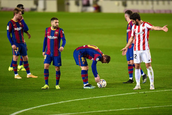 Messi lập siêu phẩm đá phạt, cán mốc lịch sử giữa lùm xùm với Barca - 1
