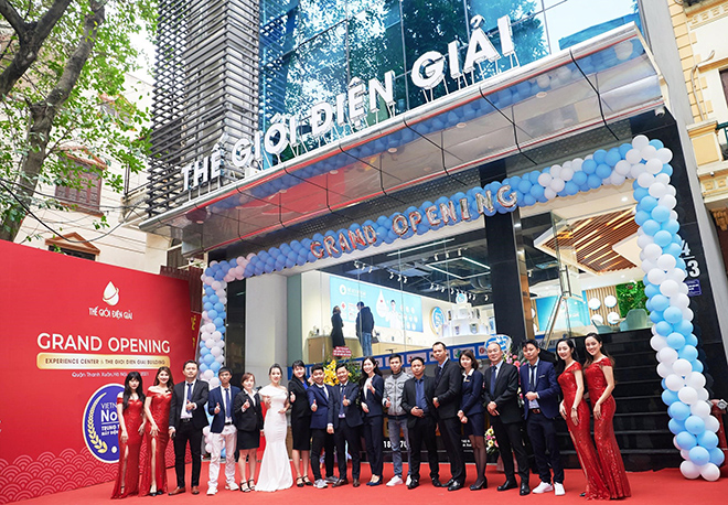 Thế Giới Điện Giải khai trương trung tâm trải nghiệm máy lọc nước ion kiềm lớn tại Hà Nội