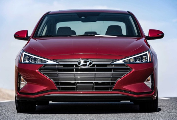 Giá xe Hyundai Elantra mới nhất 2021: Cập nhật giá kèm thông số - 3