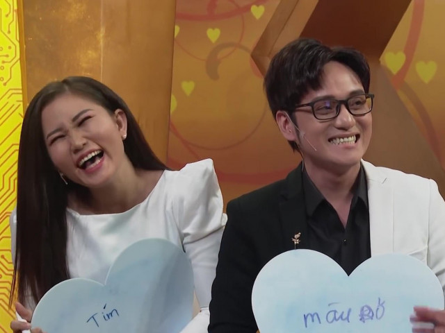 Bạn trẻ - Cuộc sống - Lần đầu gặp mặt, đôi trẻ vỡ mộng, tưởng gặp "thú dữ", "bê đê"