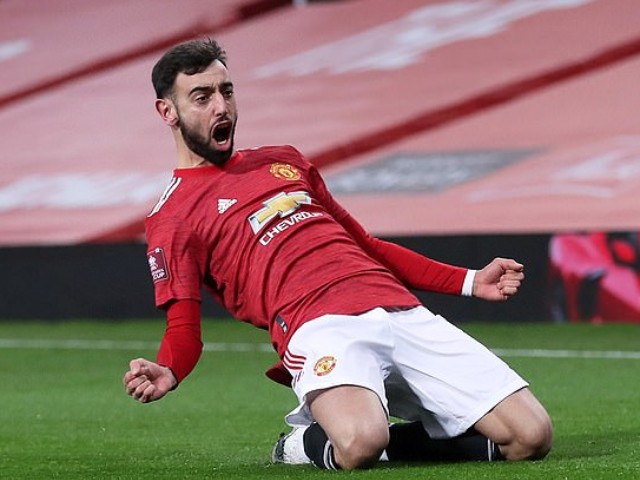 Bóng đá - Fernandes "hết pin" vẫn muốn cày không nghỉ: "Cố đấm ăn xôi" chỉ hại MU?
