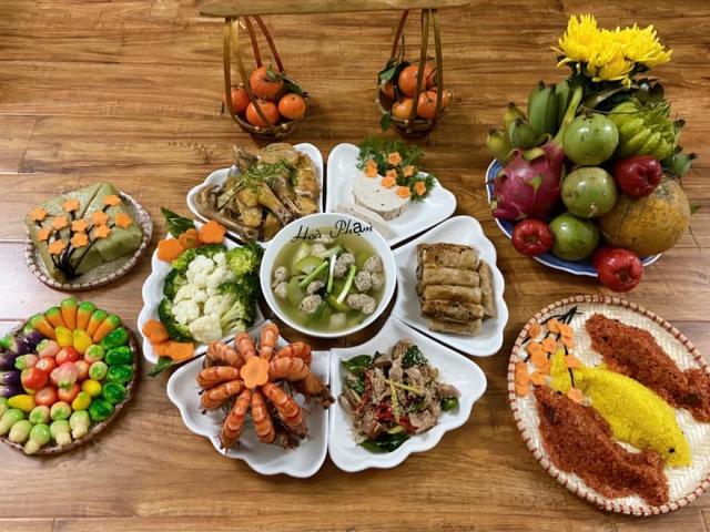 Ẩm thực - Mâm cơm cúng ông Công ông Táo của mẹ đảm, khiến dân mạng xuýt xoa