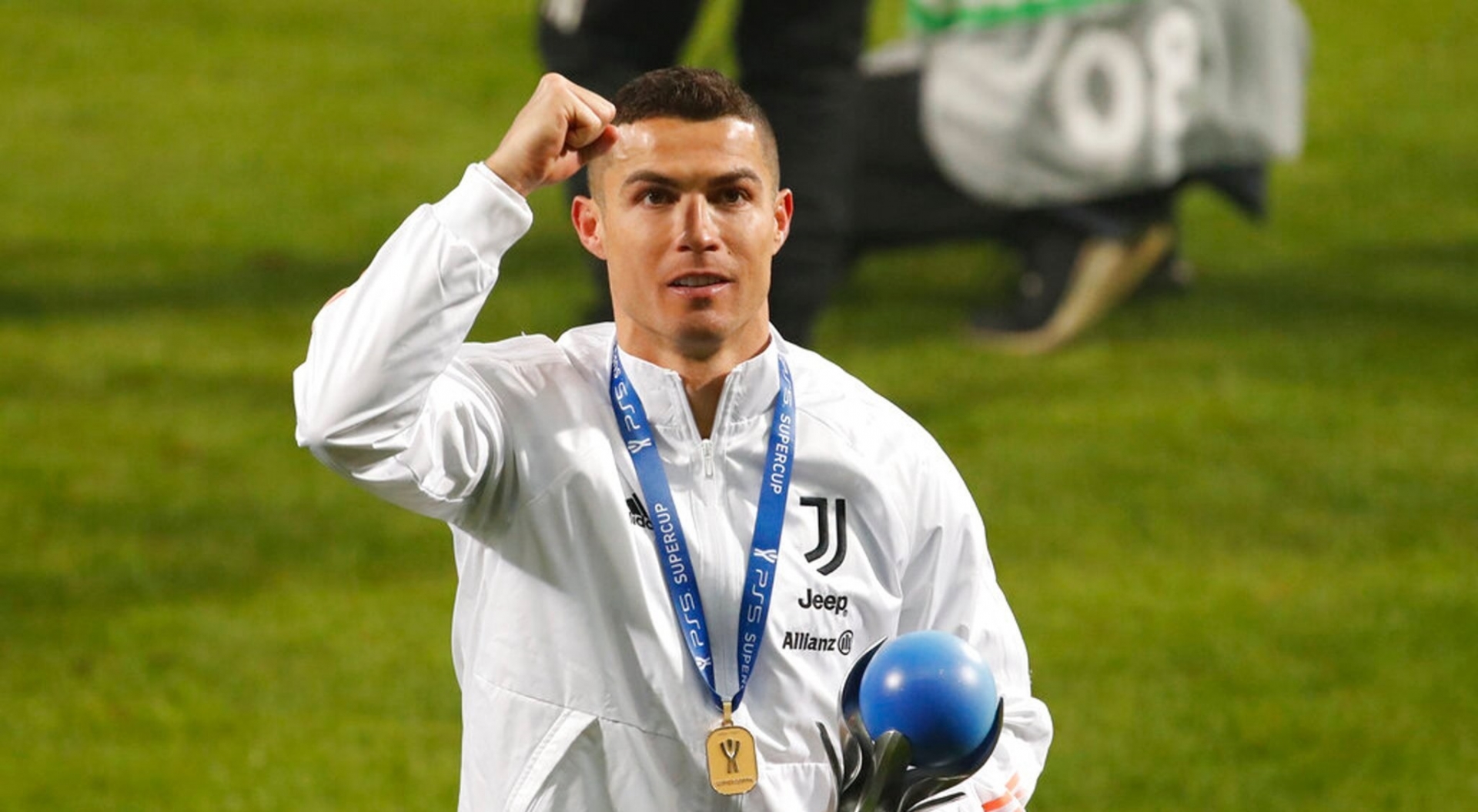 Cristiano Ronaldo 36 tuổi: &#34;Cây trường sinh&#34; kiệt xuất và ước mơ QBV thứ 6 - 18