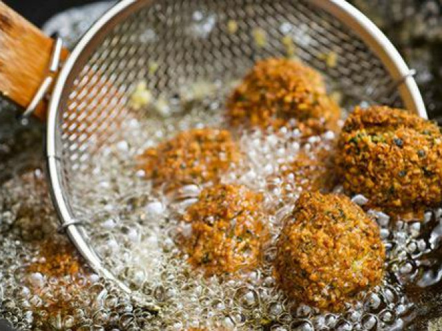 Sức khỏe đời sống - 6 nhóm thực phẩm ăn vào sẽ phá hủy xương khủng khiếp, hãy cắt, giảm ngay khỏi thực đơn