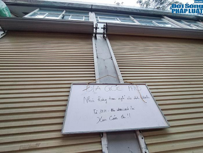 Trước đó, từ 31/1, tức là chỉ 4 ngày sau khi có các nhiễm COVID-19 mới tại Hải Dương và Quảng Ninh, nhiều nhà hàng đã chủ động đóng cửa, treo biển tạm nghỉ và "chưa hẹn ngày trở lại".