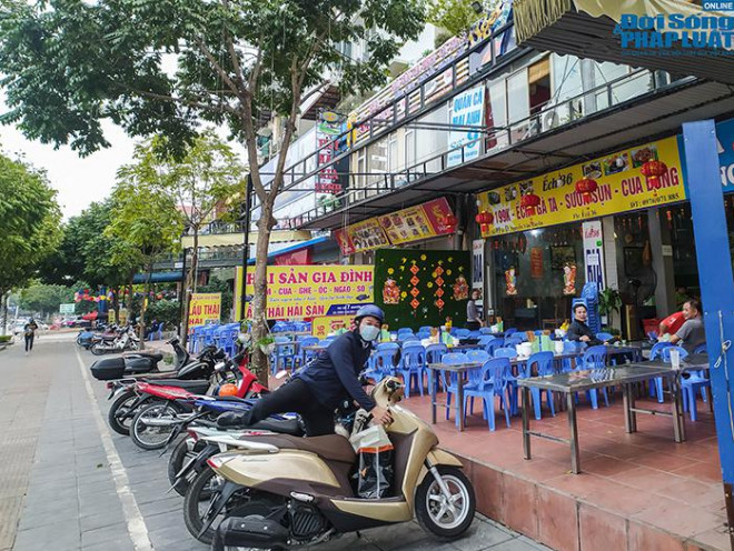 Không khó để dự đoán trước tình hình kinh doanh ảm đạm của các quán cafe, quán nhậu, nhà hàng trong mùa dịch COVID-19. Nếu diễn biến dịch bệnh còn kéo dài, việc hoạt động trở lại của các nhà hàng là rất khó khăn