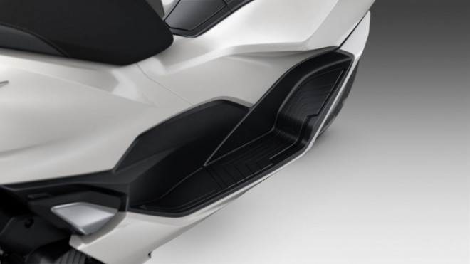 Honda PCX 160 2021 ra mắt tại Mỹ, giá từ 83 triệu đồng - 12