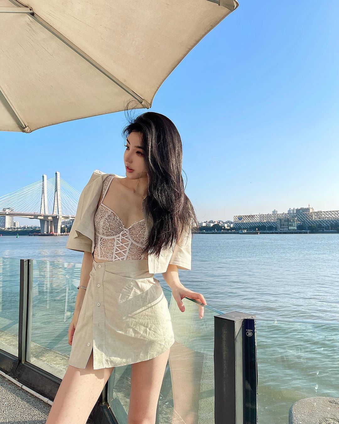 Danh tính người đẹp có vòng 2 xứng tầm định nghĩa "eo con kiến" khiến dân mạng si mê - 7