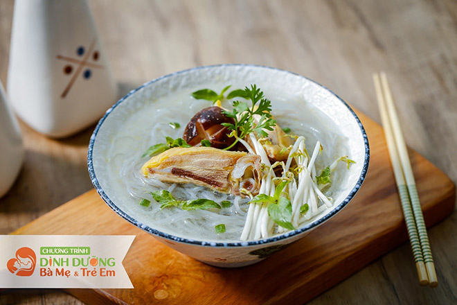 Bữa sáng dinh dưỡng dành cho phụ nữ mang thai 3 tháng đầu do Phần mềm gợi ý.