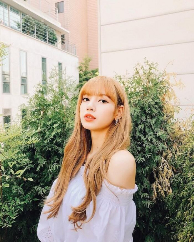 Lisa BlackPink có khả năng thách thức mọi kiểu tóc? - 9