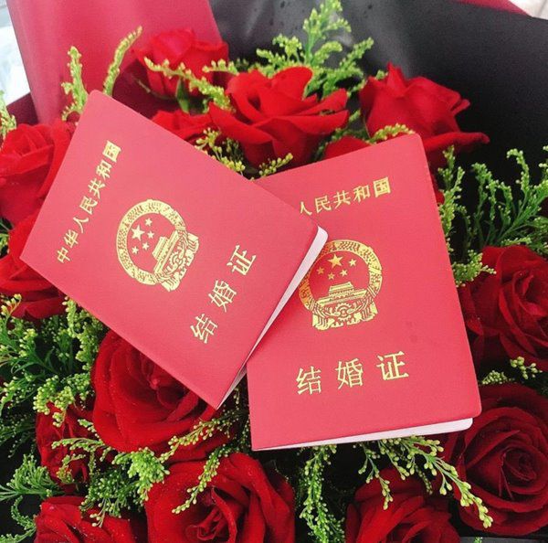 Cặp đôi đũa lệch hot nhất nhì Trung Quốc thông báo kết hôn, nhan sắc chú rể xuất sắc - 4