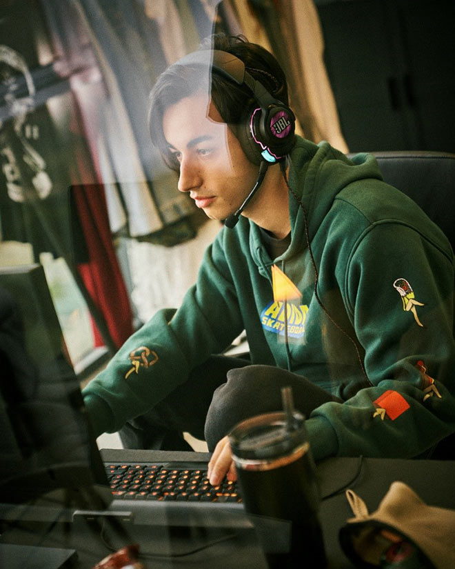 Loa xịn tặng người thương Lễ Tình Nhân: Người xa Tình gần - 4