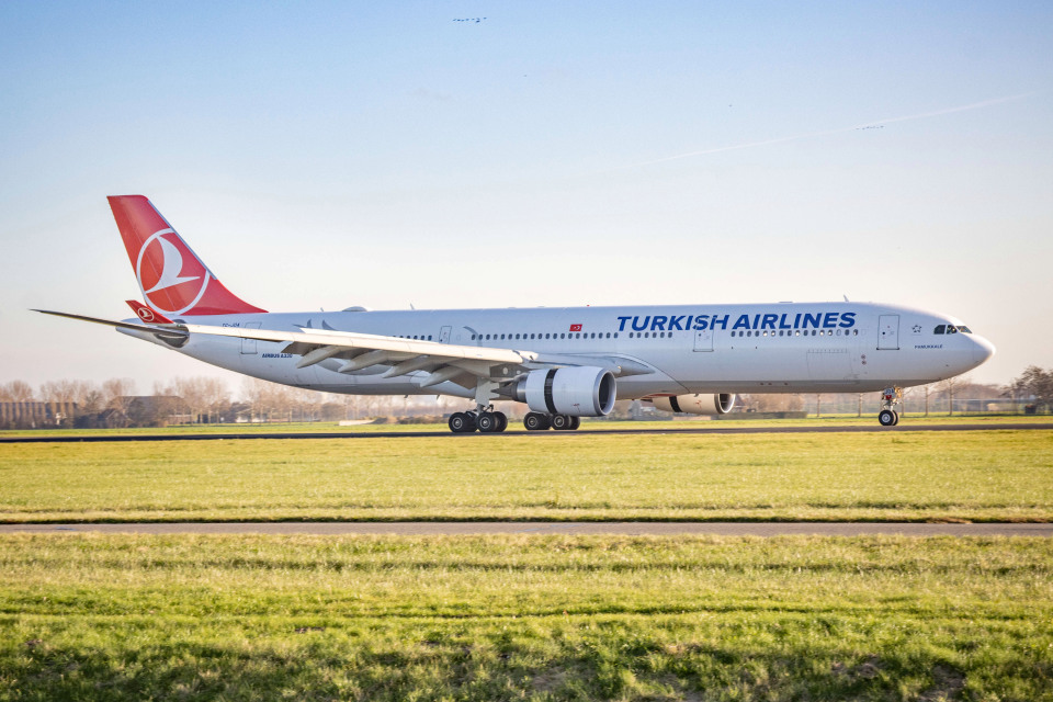 Thiếu niên 16 tuổi đã bám càng máy bay Airbus A330 của hãng Turkish Airlines.