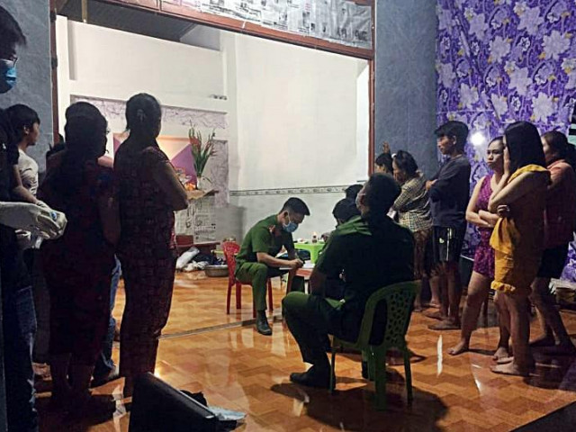 Pháp luật - Mâu thuẫn trong tiệc tất niên 1 người bị đâm chết