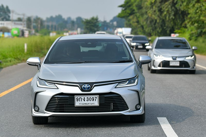 Toyota Corolla Altis 2021 sắp ra mắt thị trường Việt Nam, thay đổi để thoát "ế" - 7