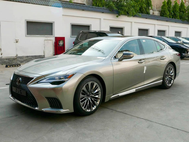 Tin tức ô tô - Ảnh thực tế Lexus LS 2021 tại Việt Nam, mẫu sedan đắt đỏ giá hơn 7 tỷ đồng