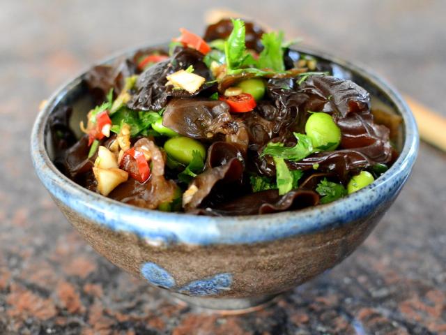 Ẩm thực - Tết ăn nhiều món dầu mỡ, bổ sung ngay 6 thực phẩm này để thải độc, loại bỏ chất béo