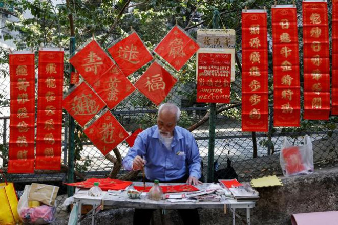 Ông đồ cho chữ tại Hồng Kông (Trung
Quốc).