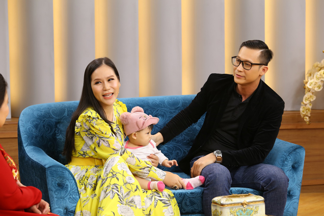 Mỹ nhân khoe chồng đảm đang, từ thay tã đến cho con bú đều rất chuyên nghiệp là ai? - 5