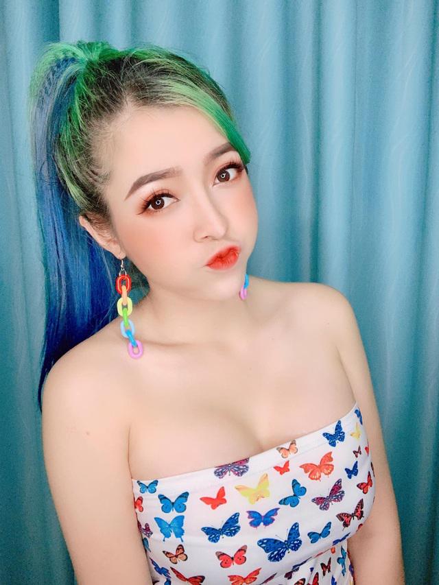 Những hotgirl xinh đẹp, "nổi như cồn" trên TikTok năm 2020 - 2