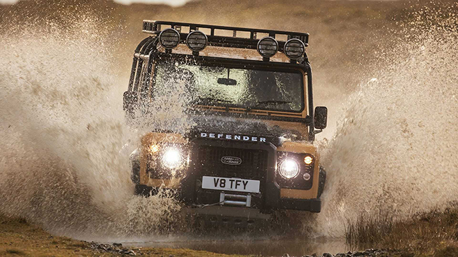 Land Rover Defender Works V8 Trophy phiên bản giới hạn đẹp hút hồn fan mê off-road - 11