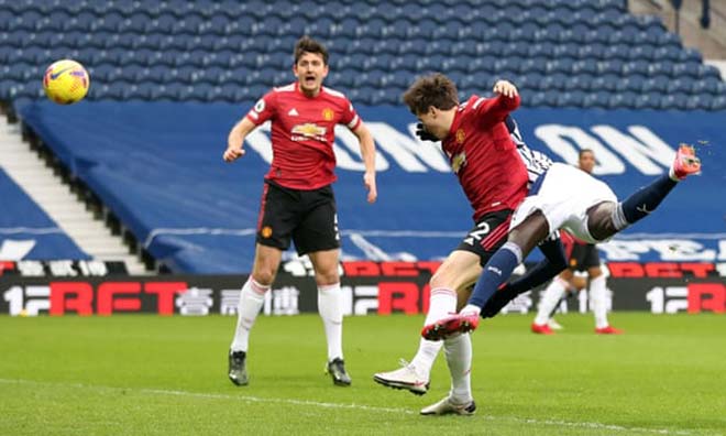 Trực tiếp bóng đá West Brom - MU: Maguire đánh đầu đập cột (Hết giờ) - 9
