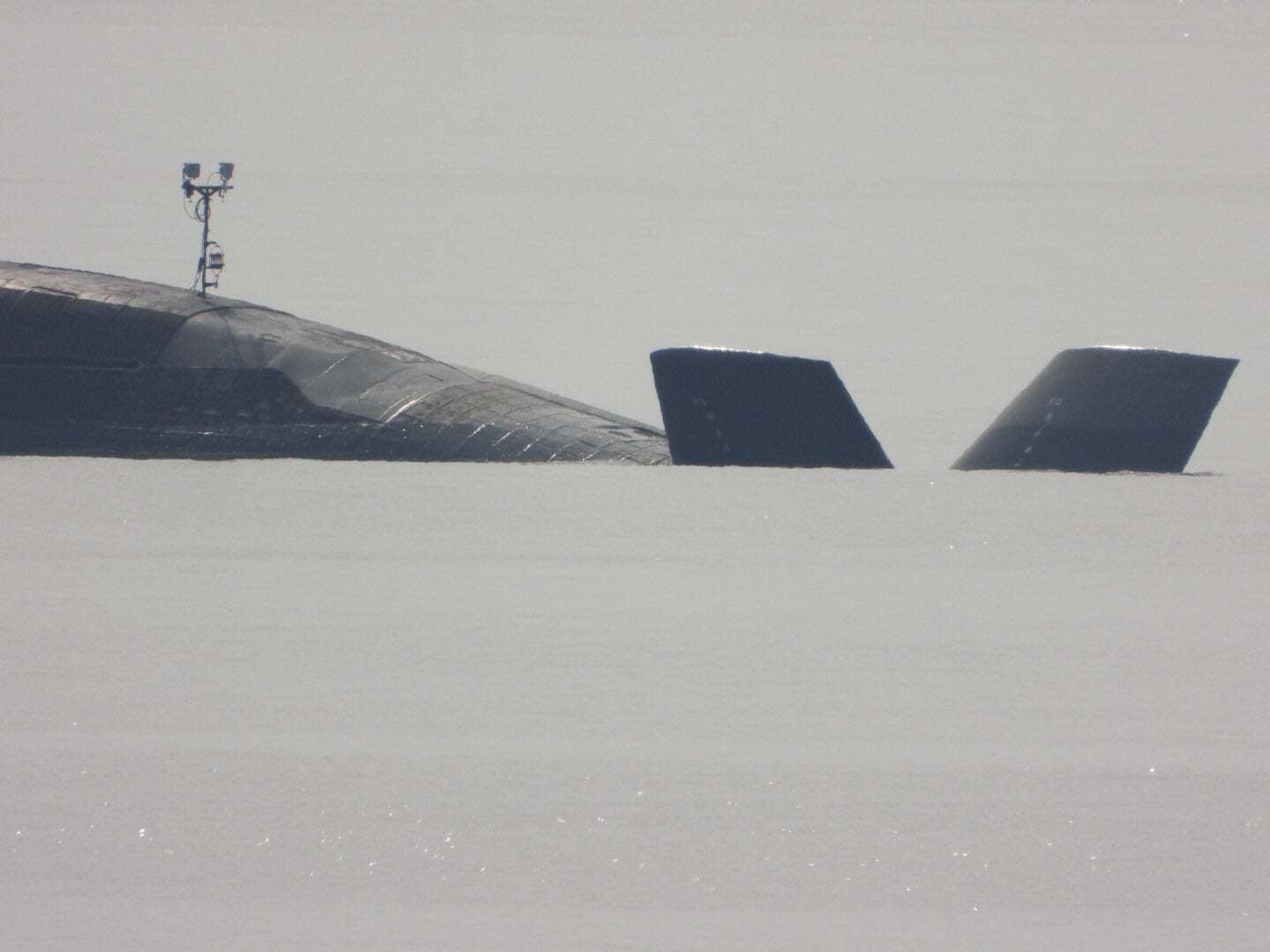 Lộ hình ảnh tàu ngầm Nhật Bản bị hư hỏng khi đâm phải tàu Trung Quốc - 4