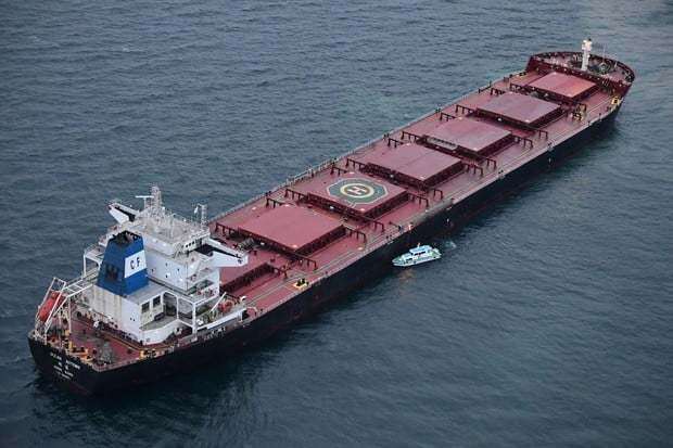 Tàu chở hàng Ocean Artemis.