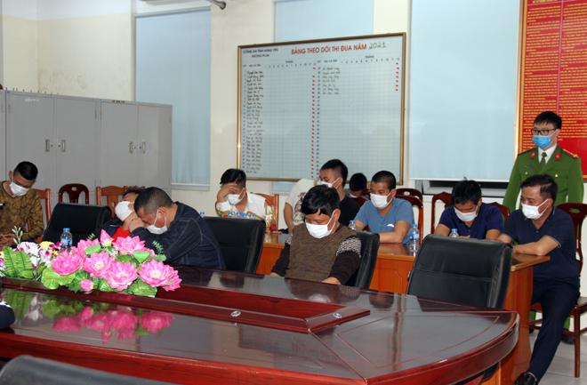 Các đối tượng tại Cơ quan Công an.