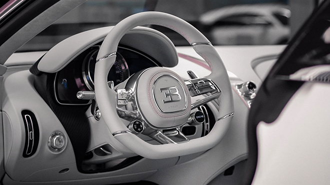 Siêu xe Bugatti Chiron màu trắng hồng độc nhất vô nhị - 7