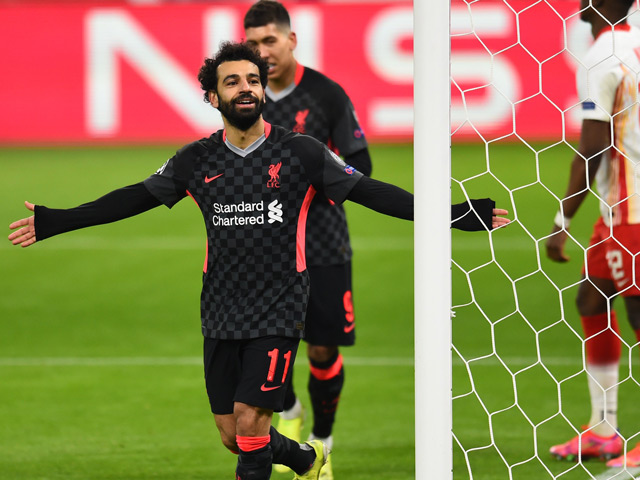 Bóng đá - Salah - Mane thăng hoa, Liverpool đặt một chân vào tứ kết Champions League