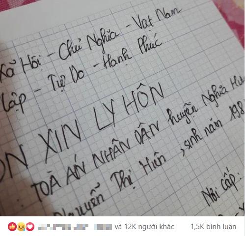 Cô gái làm việc không tưởng cho bố mẹ mình vào ngày mùng 1 Tết - 2