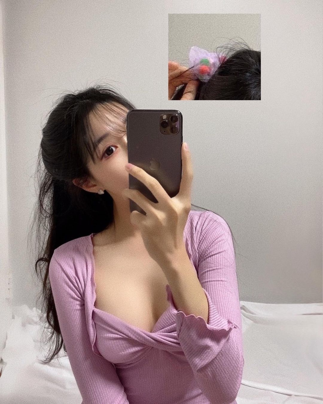 Chẳng cần lộ mặt, hot girl tạp hóa xứ Hàn vẫn "gây mê" người nhìn bằng body trời ban - 3