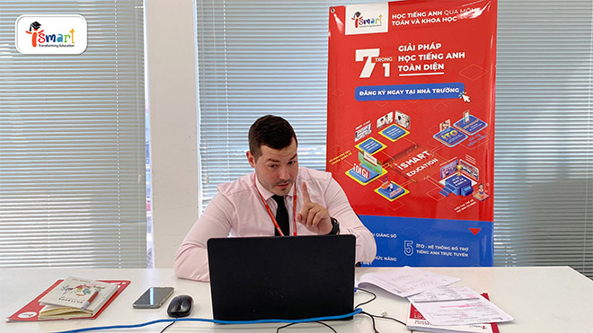 iSMART khởi động Virtual Class: Chạy liên tiếp 6 lớp mỗi ngày phục vụ học sinh trong mùa dịch - 2
