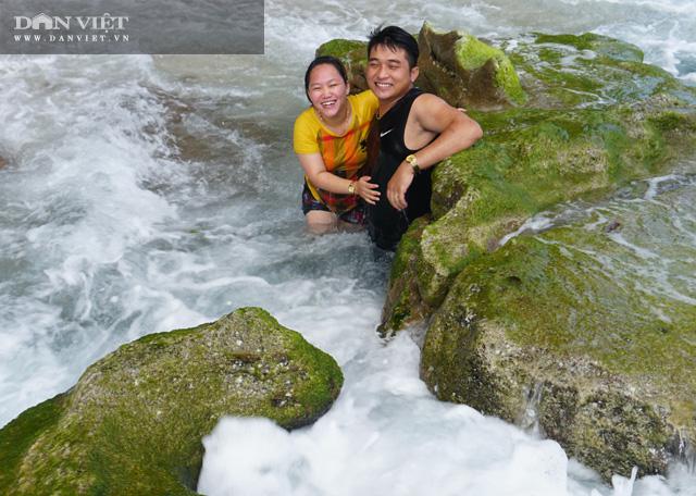 Du lịch sau Tết: Mê hoặc rêu xanh nơi sóng tự tình với đá ở đảo Lý Sơn - 13