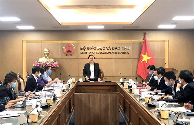 Bộ trưởng Phùng Xuân Nhạ chủ trì cuộc họp Ban chỉ đạo phòng, chống dịch Covid-19 Bộ GD&amp;ĐT.