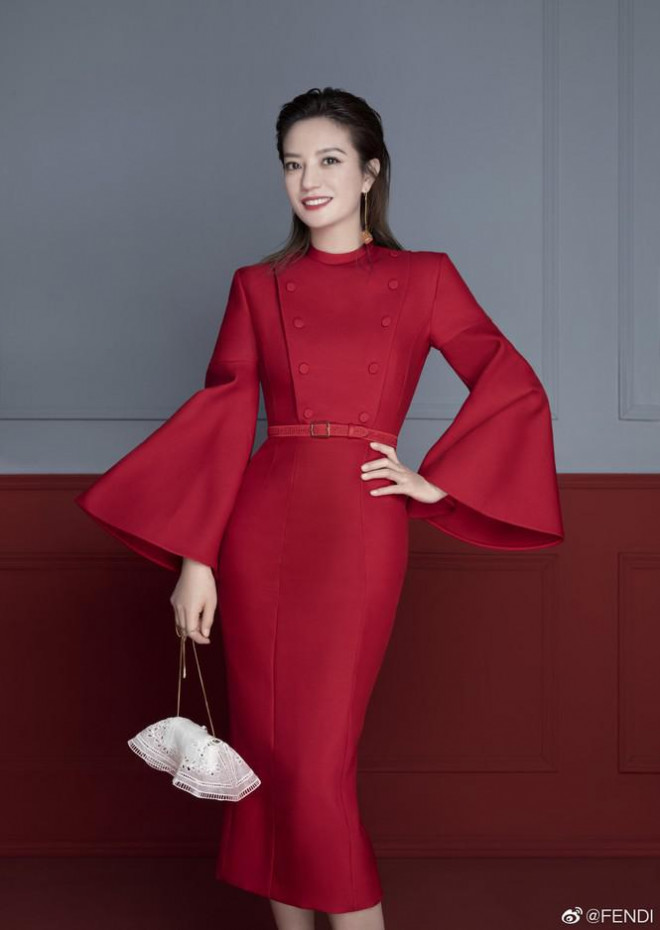 Triệu Vy sang chảnh đầy khí chất trong loạt ảnh đầu xuân - 5