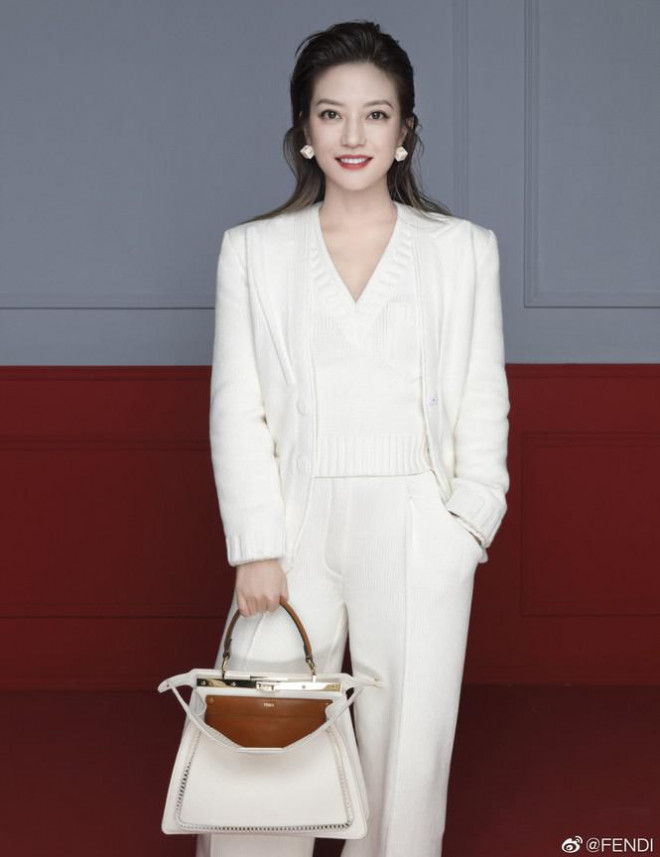 Triệu Vy sang chảnh đầy khí chất trong loạt ảnh đầu xuân - 9