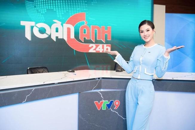 Diễm Trang đang là MC của bản tin "Toàn cảnh 24h".