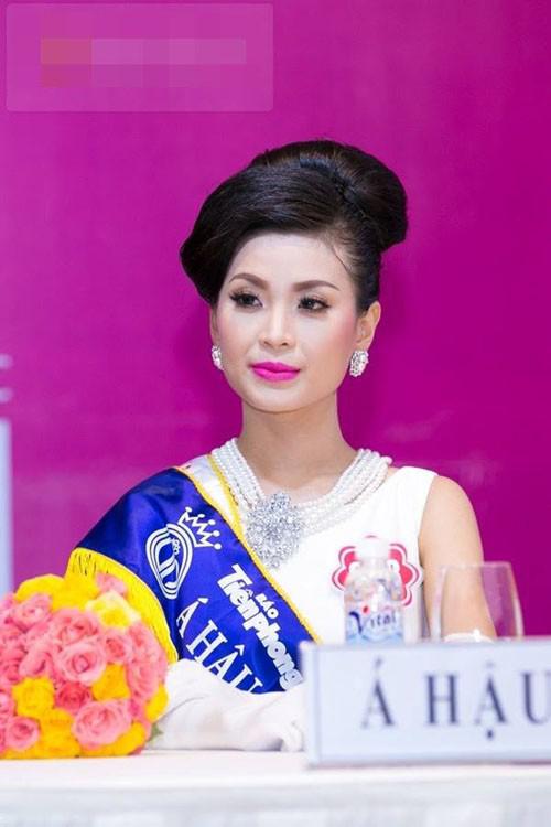 Diễm Trang giành ngôi vị Á hậu 2 Hoa hậu Việt Nam 2014.