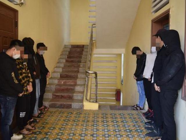 Pháp luật - Phát hiện nhiều sinh viên cùng nhân viên quán karaoke dương tính với ma túy