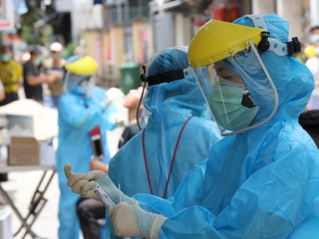 Tin tức trong ngày - Nóng trong tuần: Người về Hà Nội từ Hải Dương và 11 địa phương có ổ dịch COVID-19 phải xét nghiệm